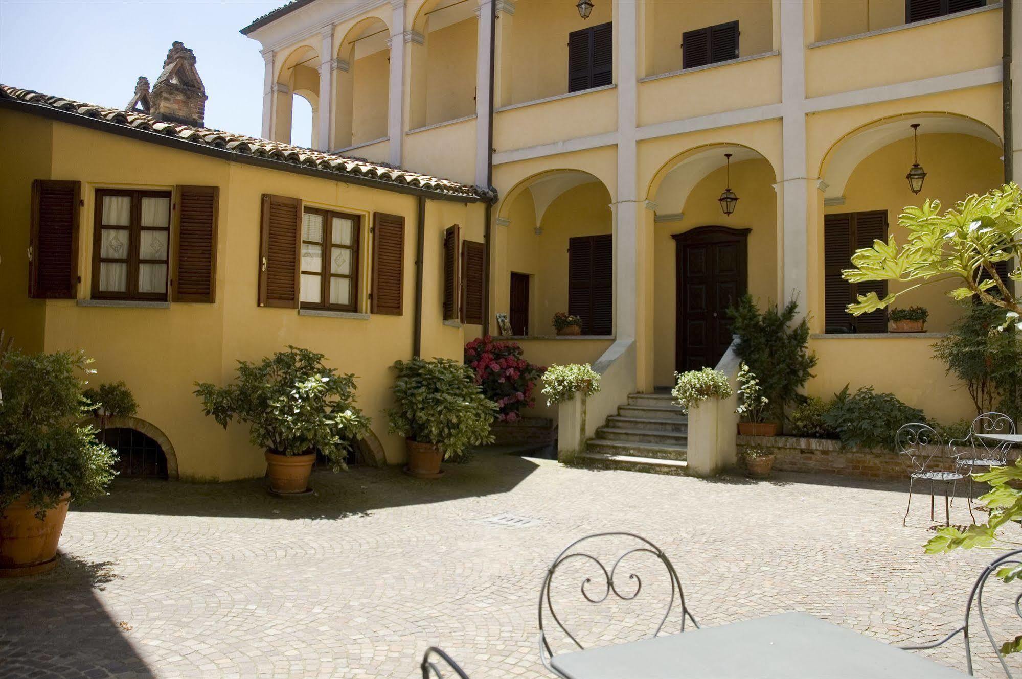 Locanda Martelletti Cocconato Exteriör bild